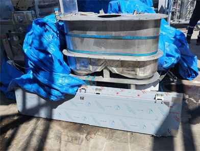 bulk feeder hopper