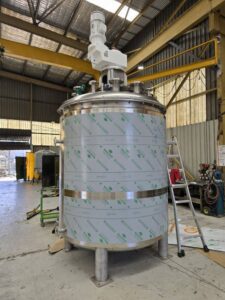 6000L steam jacketed mixer