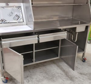 Read more about the article Full Stainless Steel Mobile Laboratory Bench