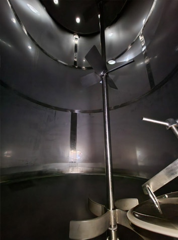 paddle inside the tank