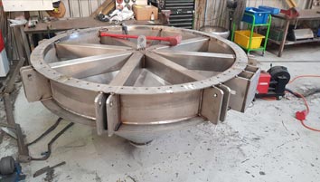 top handrail tank silo